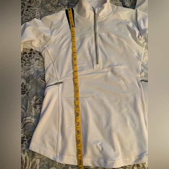 Lululemon White Front Of The Pack Half Zip Pullover Size 4 EUC - Picture 3 of 12